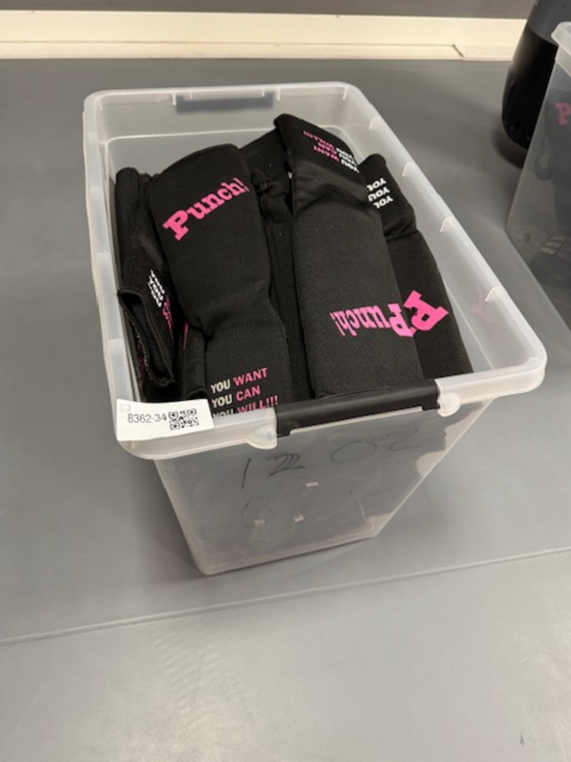 Ca. 17x paar Beenbeschermer